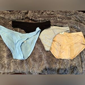 Bundle of Aerie Panties